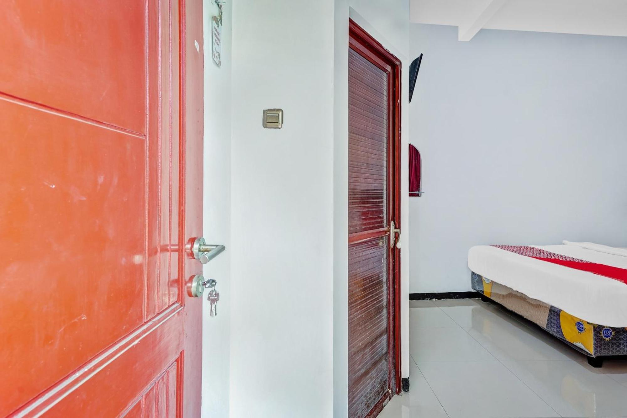 Hotel Kalimantan Surabaia Exterior foto