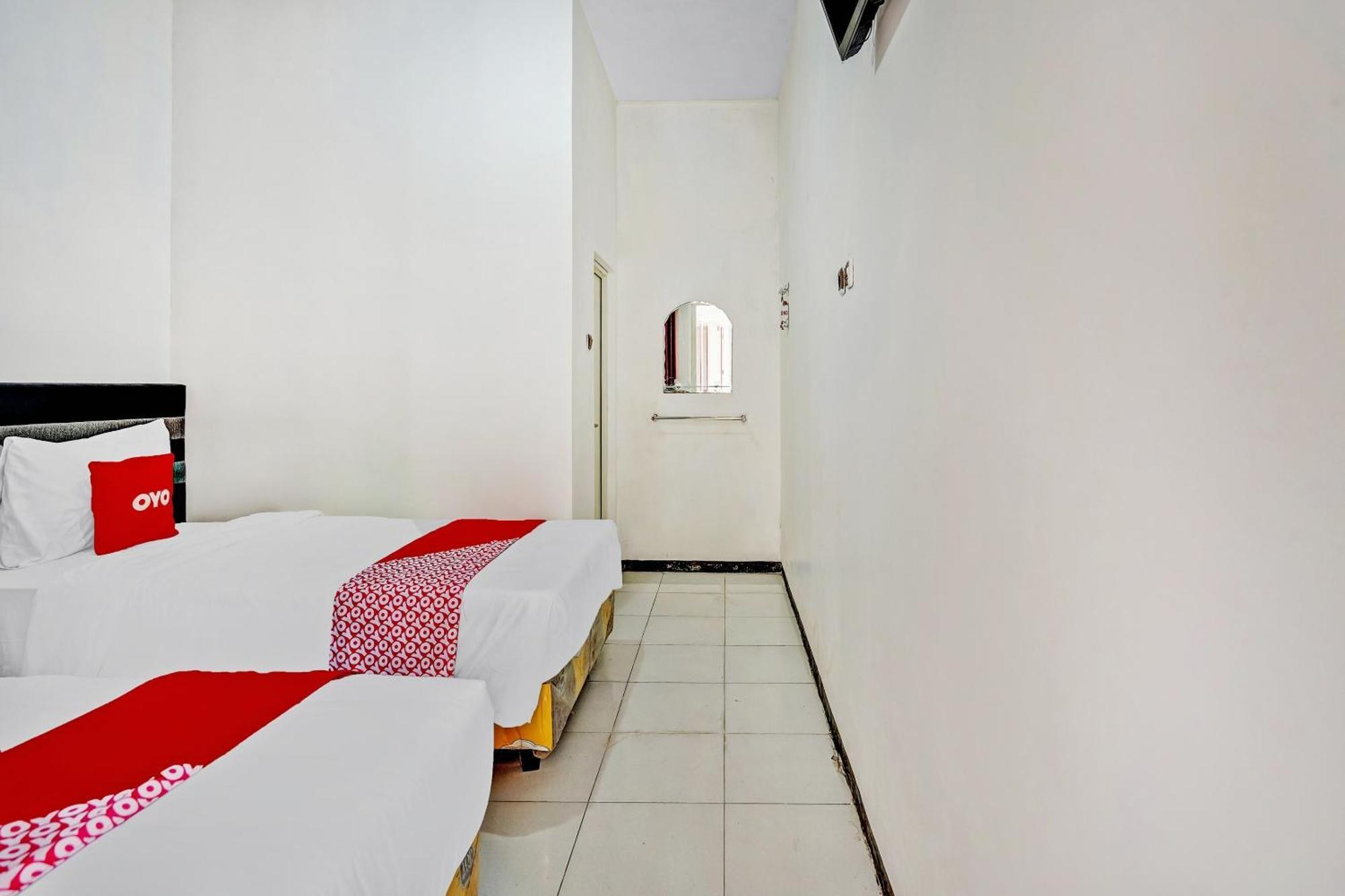 Hotel Kalimantan Surabaia Exterior foto