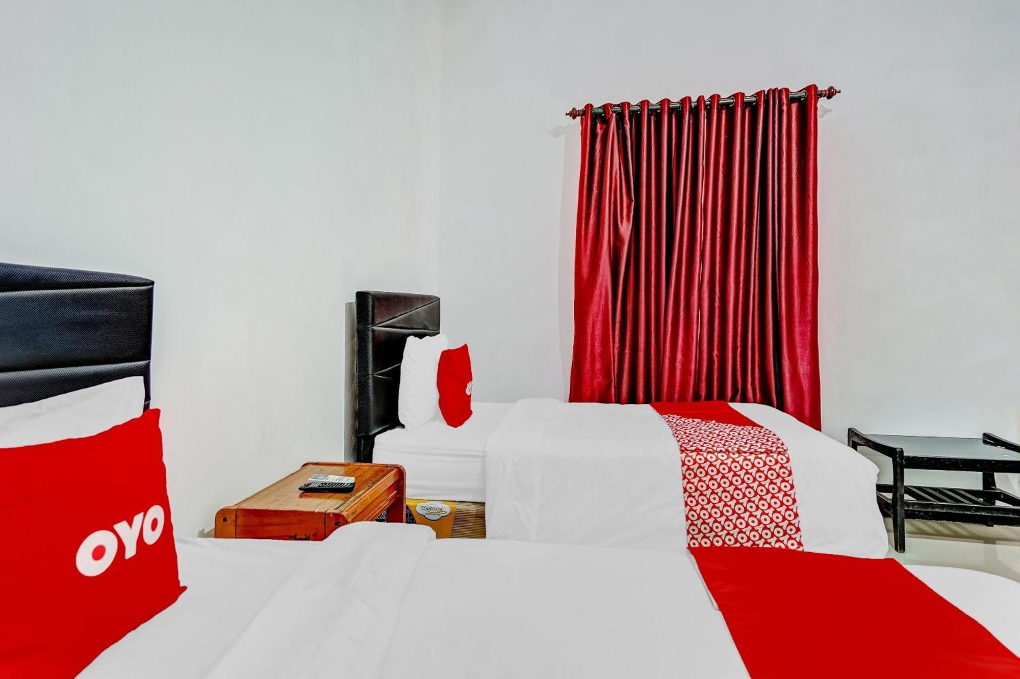 Hotel Kalimantan Surabaia Exterior foto